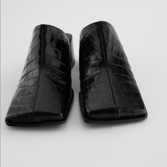 Zara Black Animal Croc Effect Genuine Leather Square Toe Block Heel Slides Mules - Picture 2 of 6